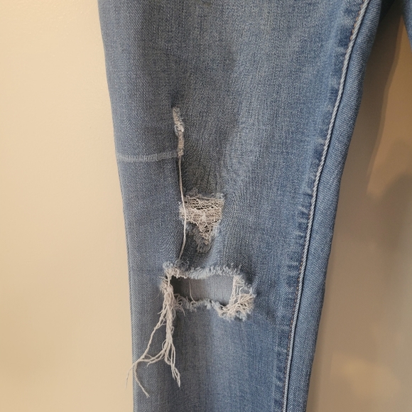 Old Navy Pop Icon Skinny Jeans - Picture 6 of 8